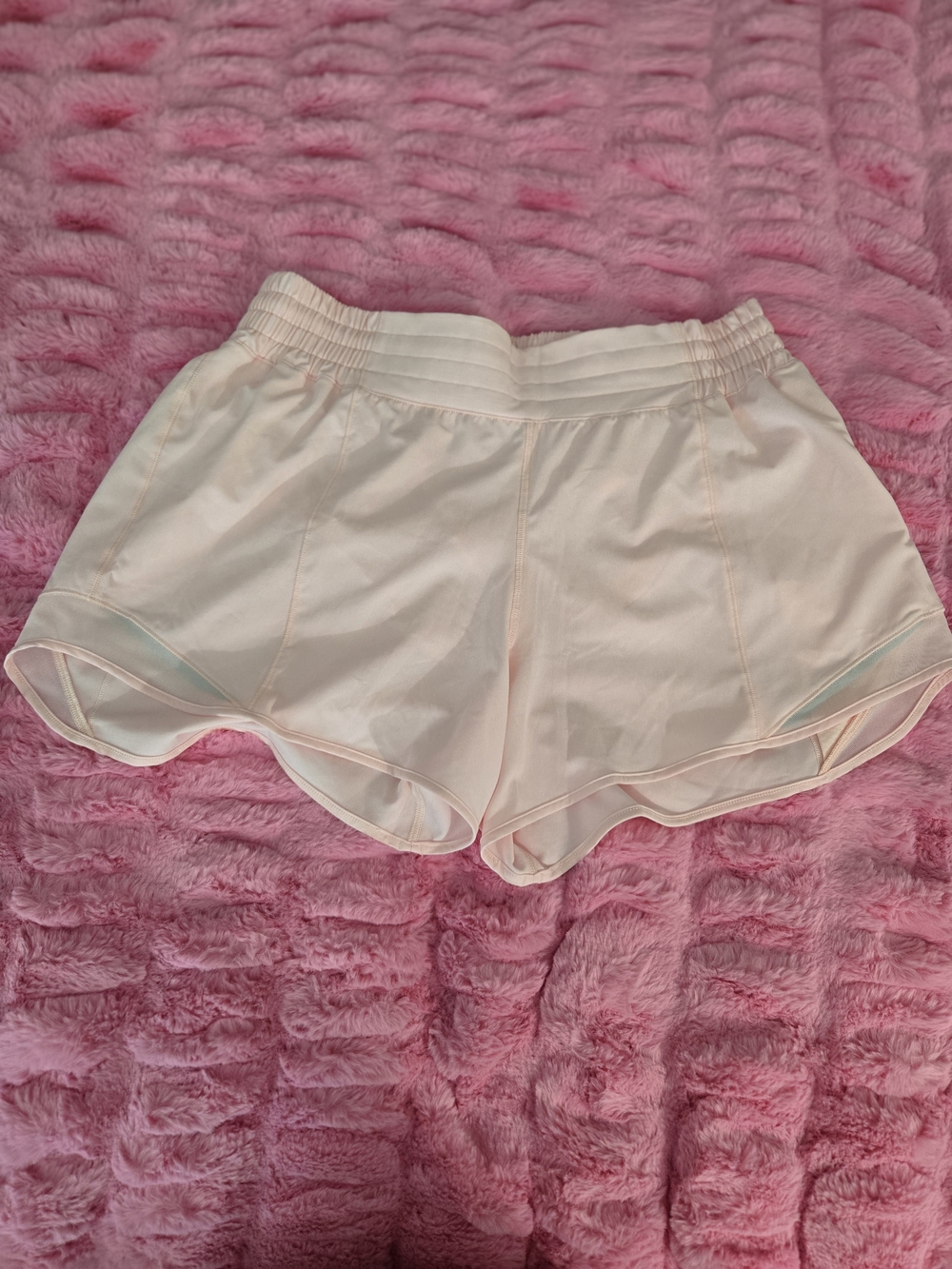 lululemon Hottie Hot HR Shorts